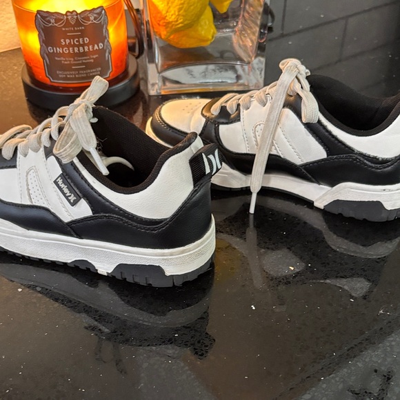 Hurley Boys Black and White Sneakers - Picture 4 of 6